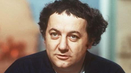 Coluche dans « Le Monde », de la scène à l’antisystème