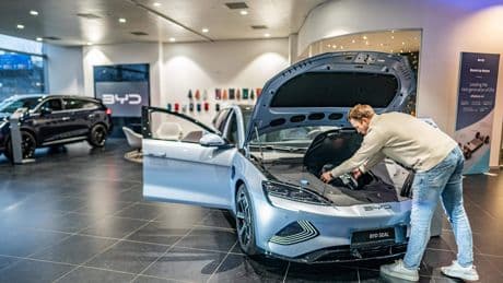Chinese auto bij Nederlander in trek en serieuze vervanger voor populaire Peugeots of Volkswagens