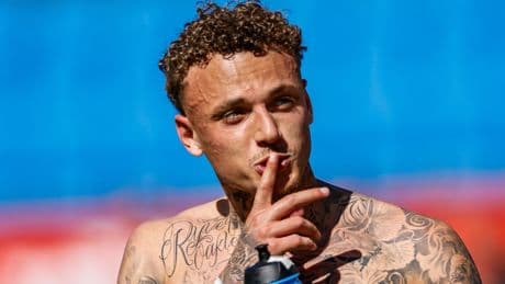 Man (18) opgepakt na doodsbedreigingen aan PSV'er Noa Lang en familie