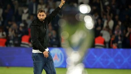 Donnarumma commosso alla festa del Psg. L'addio commosso ai tifosi al Parco dei Principi
