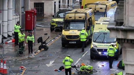 Un detenido tras atropellar a varios peatones en el centro de Liverpool