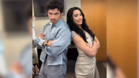 Los Jonas Brothers y Demi Lovato se reencuentran sobre un escenario y reviven 'Camp Rock' 15 años después