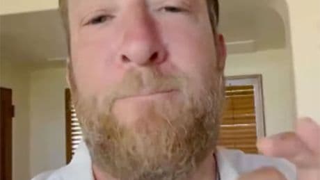 Dave Portnoy accuses ABC of ‘bait and switch’ in heated interview over antisemitic ‘f—k the Jews’ sign at Barstool bar