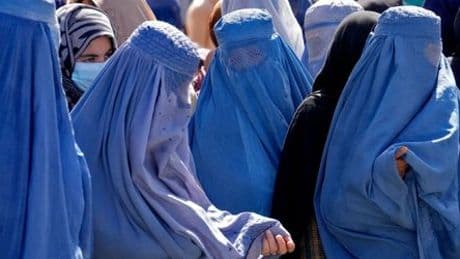 Afghanistan: IStGH-Haftbefehle gegen Taliban-Anführer wegen Unterdrückung von Frauen