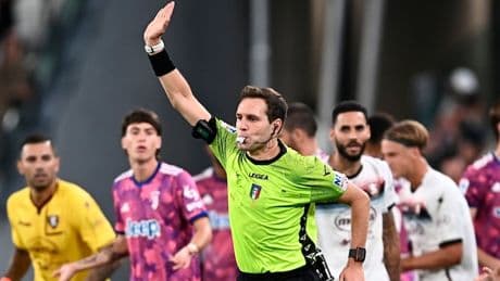 Chi &egrave; l'arbitro di Juve-Parma: dal gol vittoria annullato ingiustamente al battesimo di Motta