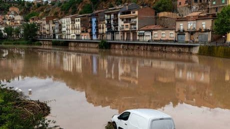100 Liter Regen pro Quadratmeter: Heftige Unwetter und Überschwemmungen treffen Katalonien