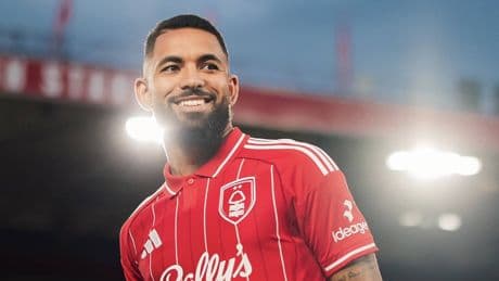 Nottingham Forest, Douglas Luiz'i kadrosuna kattı!