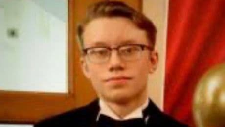 Scots luxury hotel worker took sordid photos of child in swimming pool cubicle