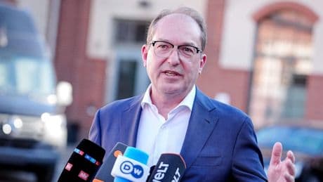 „Kann mir schlecht vorstellen, dass das funktioniert“ – Dobrindt rügt Berlins Migrationskurs