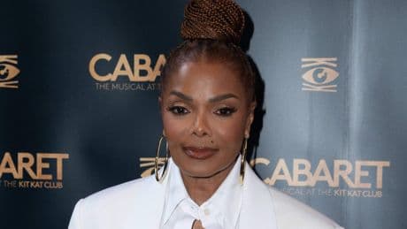 Janet Jackson verrast publiek met onverwachte verschijning bij optreden The Jacksons
