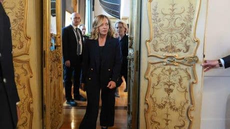 Telefonata Putin-Trump, Meloni: «L'Italia pronta a facilitare i contatti per la pace tra Russia e Ucraina»