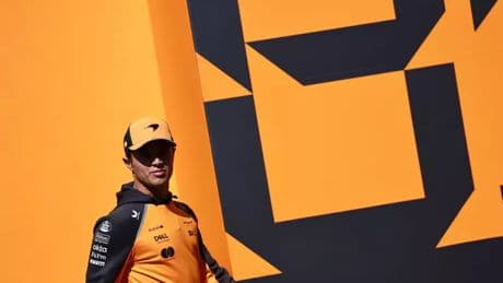 F1, Leclerc unico rivale delle Mc Laren. Hamilton sesto e ancora scontento