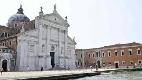 Jeff Bezos: Aktivisten protestieren gegen Hochzeit von Lauren Sánchez und Amazon-Gründer in Venedig