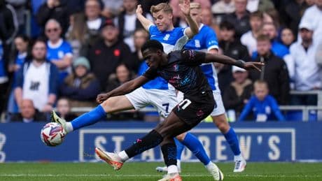 Rangers transfer target 'seals' English Championship move