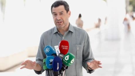 Moreno dice que es el Gobierno el que debería regular la tasa turística