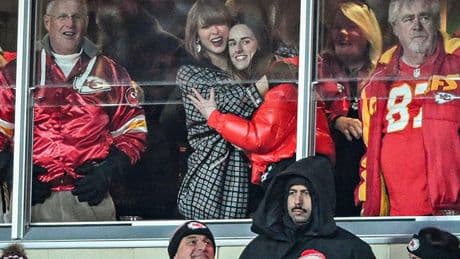 Caitlin Clark gives rare Taylor Swift insight after viral Chiefs moment together