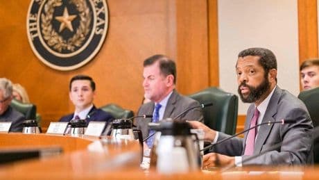 Texas pide al FBI que persiga a los legisladores demócratas fugados