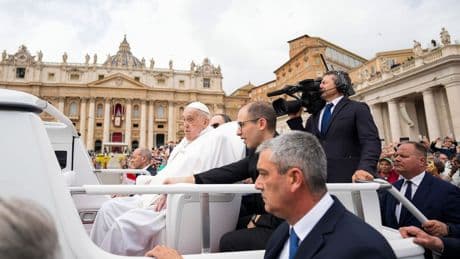 Mehrere Auftritte an Ostern: Die letzten Tage von Papst Franziskus