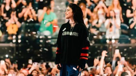 Billie Eilish live in Berlin: Zwischen Intimität und Inferno
