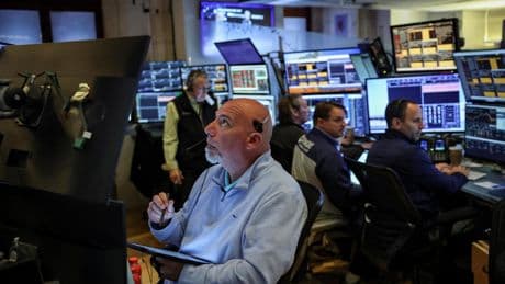 Wall Street cae: la rentabilidad de los bonos de EEUU a 20 y 30 años se asienta sobre el 5%