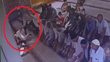 Camide cinayetin görüntüsü ortaya çıktı!