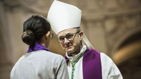 Protection des mineurs : pourquoi le pape a confié la commission pontificale à Mgr Thibault Verny