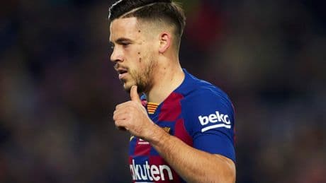 Carles Pérez in geslachtsdeel gebeten door hond: hechtingen en ’ernstige snijwonden’