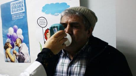 Sigara bırakma polikliniklerine 3.8 milyon kişiye hizmet