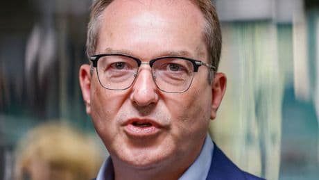 Visa für afghanische Geflüchtete: Wie ein Gericht Innenminister Dobrindt in Bedrängnis bringt