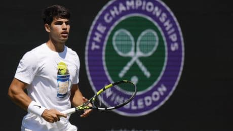 Wimbledon : après son titre à Roland-Garros, pourquoi Carlos Alcaraz est le grand favori