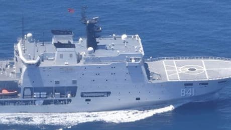 Chinesisches Spezialschiff taucht vor Japan auf - mit Ziel Russland
