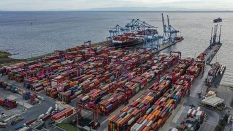 TÜİK açıkladı: İhracat ithalatı karşılamıyor!
