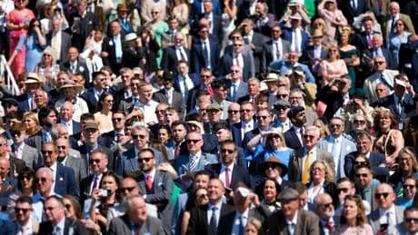 York racecourse makes decision on strict dress code in heatwave after Royal Ascot refusal