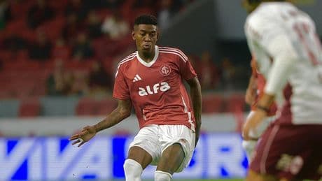 TRANSFER HABERİ | Galatasaray'a sambacı savunmacı: Vitao! Gözlemci gönderildi