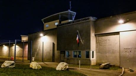 Évasion de la prison de Lyon-Corbas: le complice du détenu condamné à deux ans de prison pour menace envers une magistrate