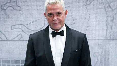 Una fan acusa a Alejandro Sanz de conductas inhumanas y espionaje: &quot;Me siento sucia y humillada&quot;