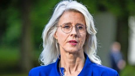 Ambtenaren woonminister Mona Keijzer: ‘Maatregel huurbevriezing is juridisch kwetsbaar’