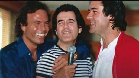 Julio Iglesias se despide en una emotiva carta escrita al cantante: "Tu música se quedará eternamente en nuestras vidas"