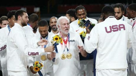 Gregg Popovich non sarà più l'allenatore dei San Antonio Spurs: lascia dopo 29 anni e cinque titoli Nba