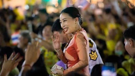 La tragedia de la hija del rey de Tailandia: 32 meses en el hospital por problemas de corazón, infecciónes...