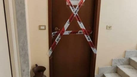 Cuneo, madre e figlio trovati senza vita in casa: ipotesi omicidio-suicidio