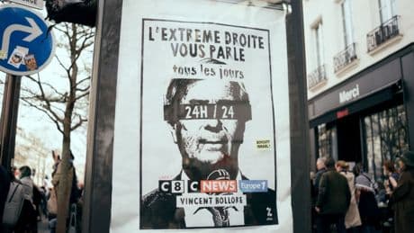 Attaques contre les journalistes, concentration des médias… Pourquoi la liberté de la presse est en danger en Europe selon l’ONG Liberties ?