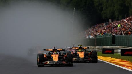 Formule 1 : McLaren domine les derniers essais avant les qualifications en Hongrie,