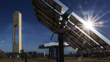 Financial Times, sobre la transición energética española: "En el país ejemplo para las energías renovables, la energía solar parece haber ido demasiado lejos y demasiado rápido"