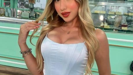Horror as influencer model Maria Jose Estupinan, 22, shot dead at her door by hitman dressed as delivery driver