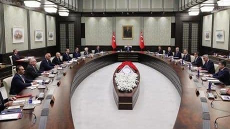Kabine toplanıyor! Masadaki 2 kritik konu