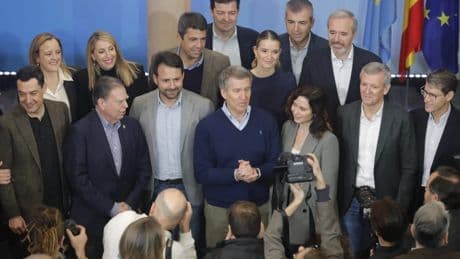 Las comunidades del PP exigen entrar en el comité de investigación del Gobierno sobre el apagón