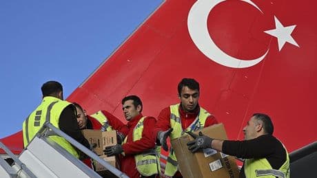 Gazze'ye Türkiye'den can suyu: 350 Filistinli aileye gıda paketi ulaştırıldı