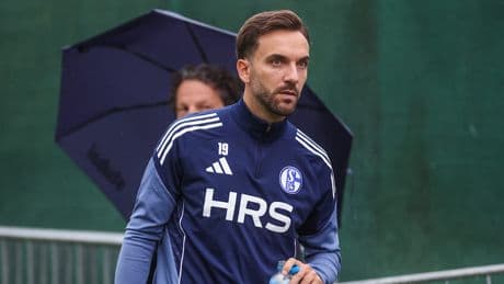 Schon vor Saisonstart - Schalke-Kapitän Karaman hakt den Aufstieg ab!
