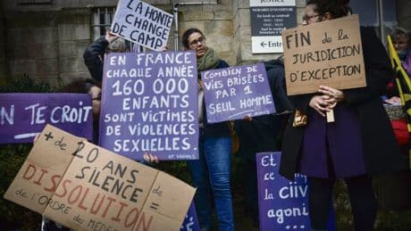 Procès Le Scouarnec : l’ordre des médecins, le serment de l’omerta ?